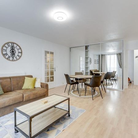 Chic And Spacious Apart With Parking Saint-Germain-en-Laye Exterior foto
